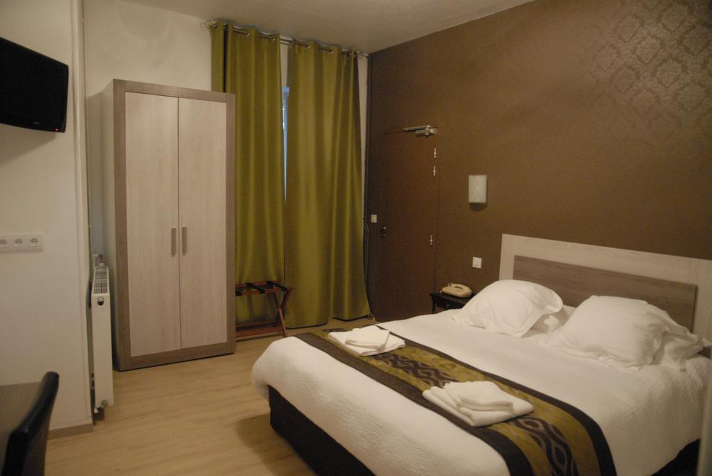 Logis Grand Hotel Pelisson Nontron Δωμάτιο φωτογραφία