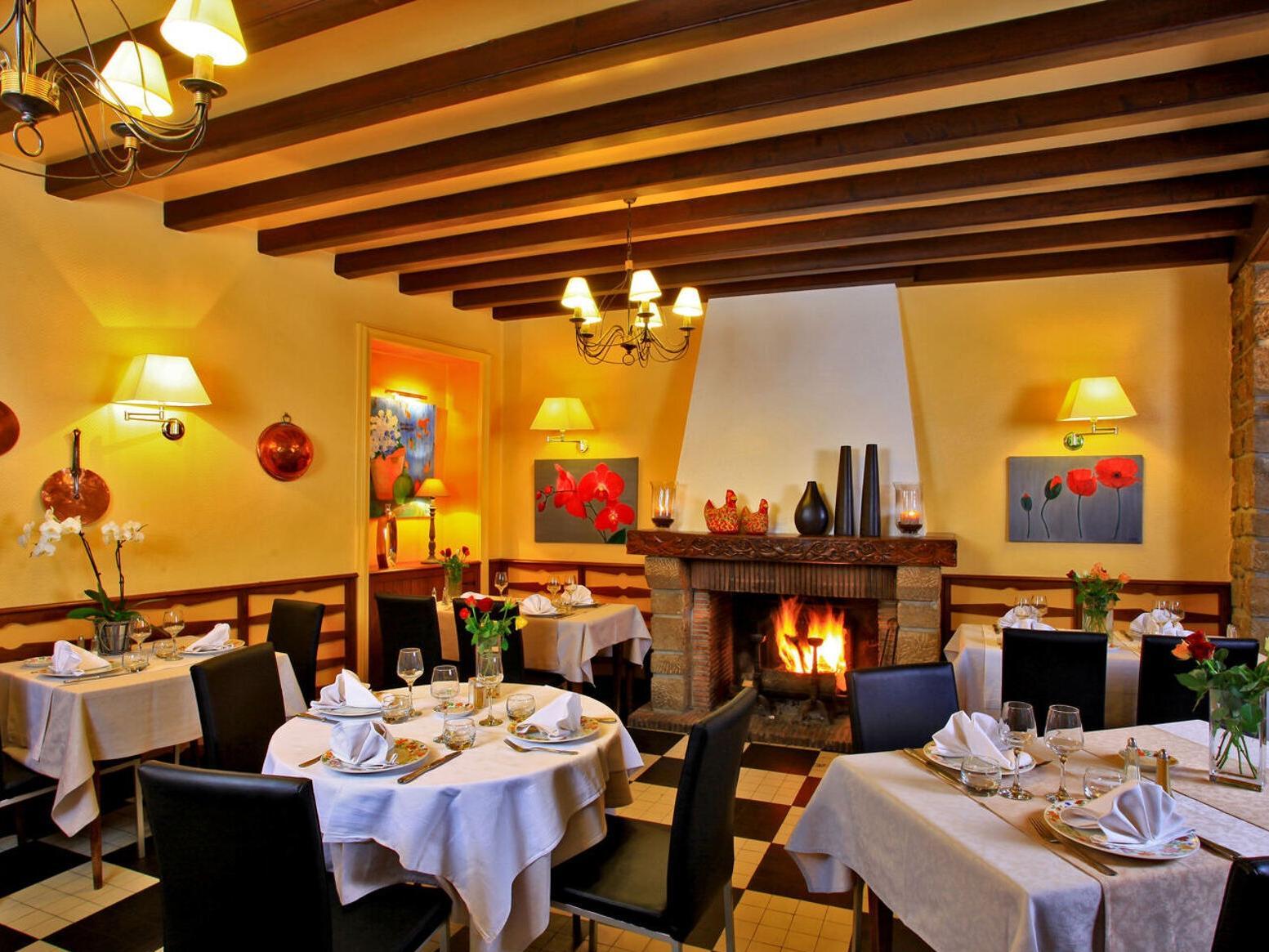 Logis Grand Hotel Pelisson Nontron Εξωτερικό φωτογραφία