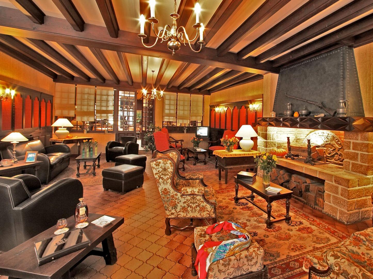 Logis Grand Hotel Pelisson Nontron Εξωτερικό φωτογραφία