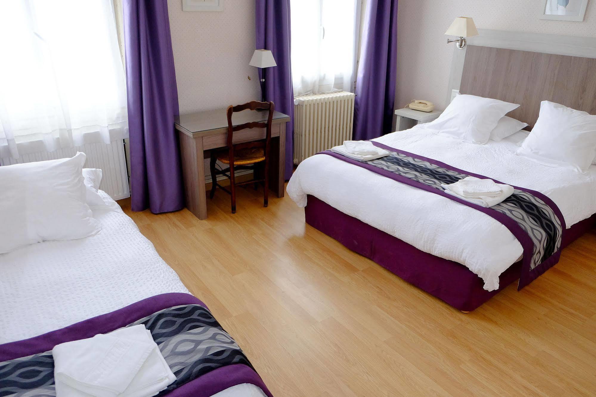 Logis Grand Hotel Pelisson Nontron Εξωτερικό φωτογραφία